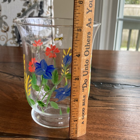 Hand Painted 🦋💐🌷🌼🌸 - Picture 3 of 5